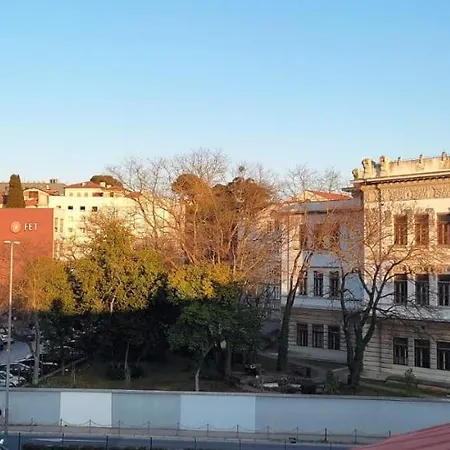 Greatstay - With Free Parking In Center Appartamento Pola