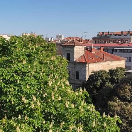 Greatstay - With Free Parking In Center Appartamento Pola