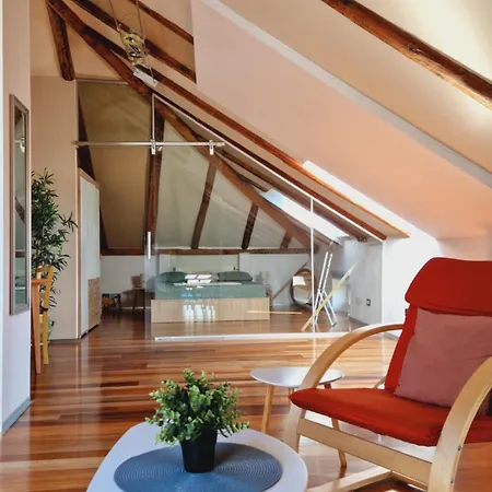 Greatstay - With Free Parking In Center Appartamento Pola